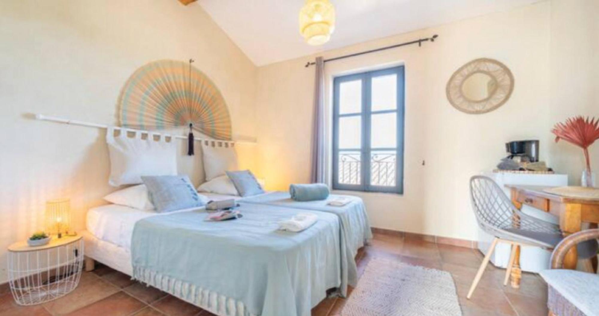 Maison Cosy Lodge 15 P Clim Wifi Cour Garage Montfrin Buitenkant foto